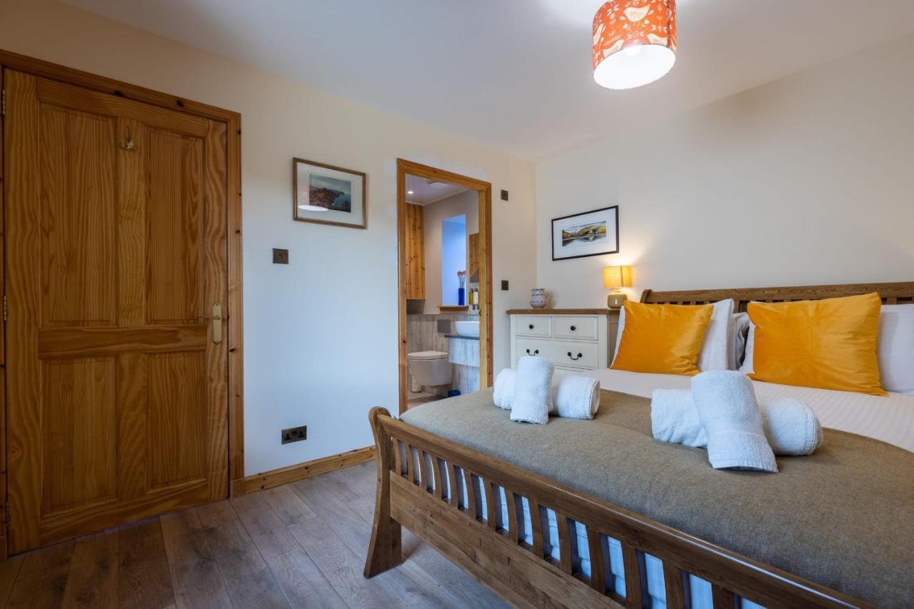 Shore Cottage Isle Of Skye ポートリー エクステリア 写真